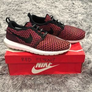 Nike Flyknit Rosherun Fireberry. Mens 10.5